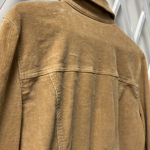 A.M.I. Corduroy Button Up - L - Picture 6 of 6